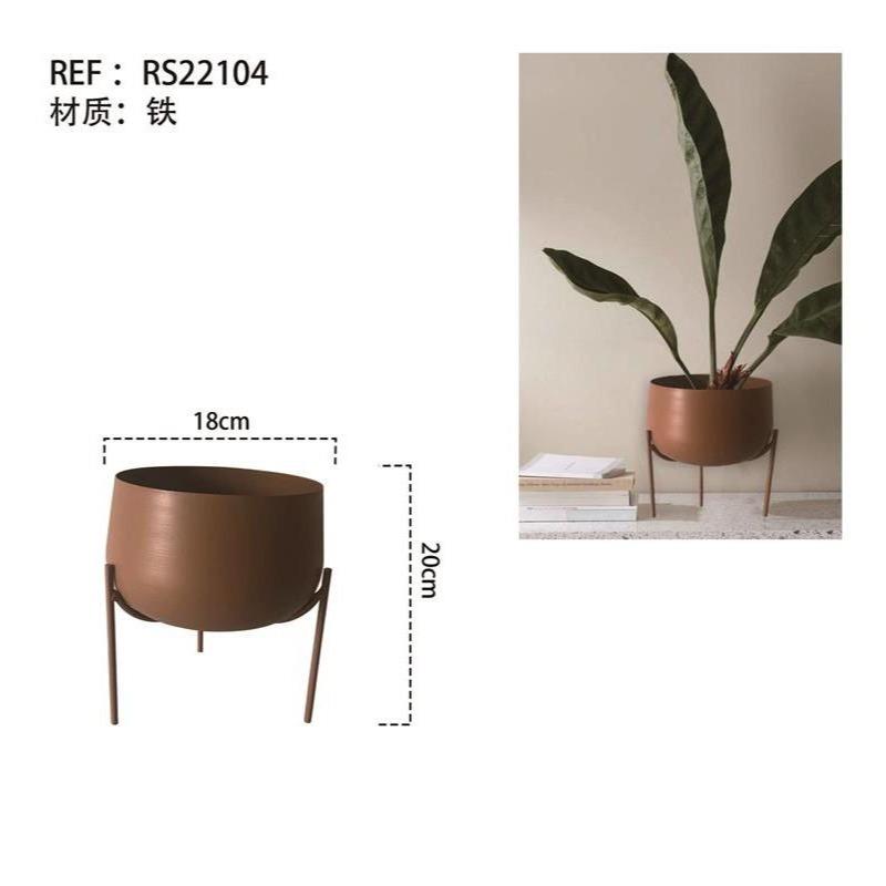 Macetero de Hierro Minimalista con Soporte Estructural 18×20cm