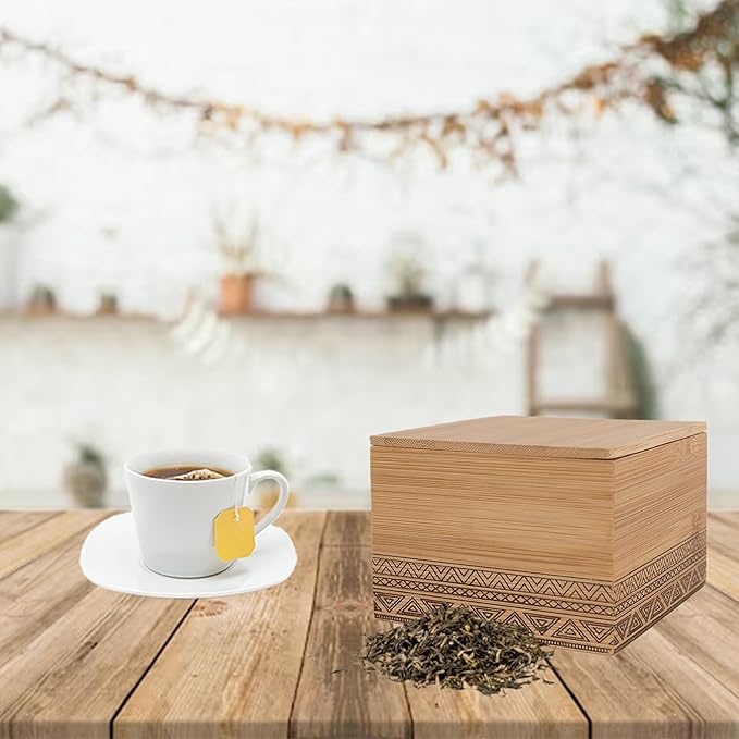 Caja Organizadora de Bambú RS02175 Forma de Cubo Mini Multifuncional con Vetas Naturales 10cmx10cmx7cm Diseño Etnico y Boho-Chic para Cocina Sostenible Material FSC Resistente y Sin Químicos Incluye Base Antideslizante